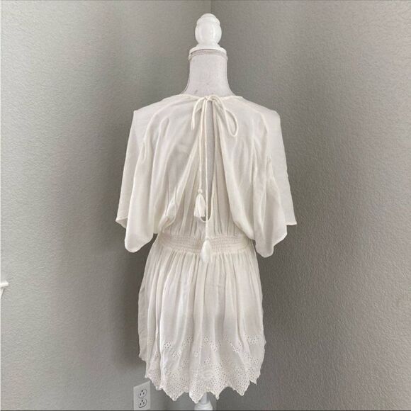 Chelsea28 Womens White Batwing Embroidered Eyelet Smocked Waist Mini Dress Large - Picture 3 of 8